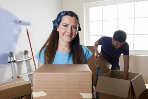 Checklist and packing supplies for organising a home move in Hampstead