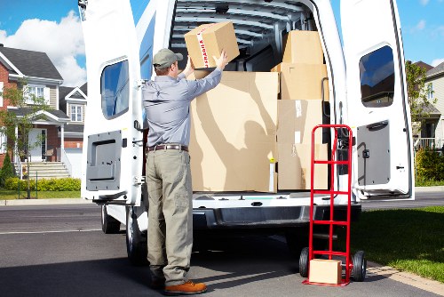 Hampstead moving van service covering nearby North London areas